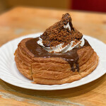 コメダ珈琲店 - 料理写真:シロノワール ブラックモンブラン☆