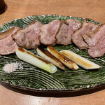 Teuchi Soba Dokoro Taniya - 鴨肉の皿盛り