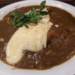 欧風カレー ボンディ - ミックスカレーの具はチキン、海老、アサリ、マッシュルーム