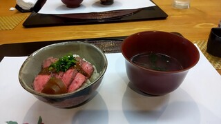 Nihon Ryouri Tsubaki - ローストビーフ丼、おすまし