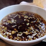 麺飯家龍門 - スープ