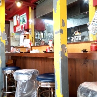 玉那覇ウシ商店_2