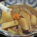 おいしい台所12カ月 - 豚汁のひき肉バージョンって感じ