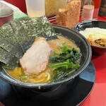 王道家直系 IEKEI TOKYO - 【再訪】ラーメン＋半ライス