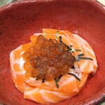 おんわ - サーモンいくら寿司
