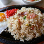 コーヒーハウス 三番館 - ベーコンピラフ