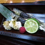 Shusai Kukon - 焼物　稚鮎の塩焼き　鱧の包み揚げ