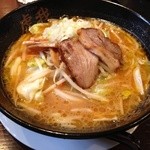 虎我 - 熟成金みそラーメン