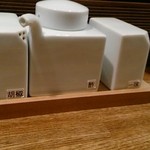 麺屋吉左右 - 卓上