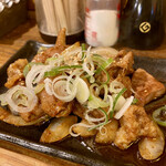 杉田もつ肉店 - ホルモン炒めは温かいうちにどーぞ