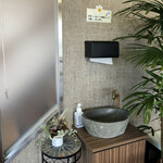 洋食喫茶かんぱーにゃ - 洗面台