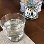 洋食喫茶かんぱーにゃ - お水