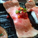 かがやき - お通しの肉寿司