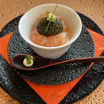 ナベノ-イズム - ストゥーリアのキャビアがたっぷり