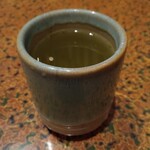 Gochisou Sakabau - 【 ホット緑茶 】１１０円  （ 税込 ）