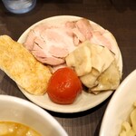 麺屋りゅう - チーズつけめん（大）のトッピング