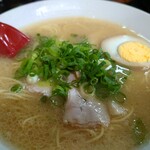 長浜ラーメンとん吉 - ラーメン定食(餃子)♪