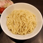 麺屋りゅう - チーズつけめん（大）の麺