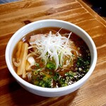 ラーメンの音むら - しょうゆ 830円