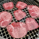 廻転レーン焼肉 いっとう - 