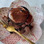 AQUA DINING CAFE 瓢黎 - 豆腐のチョコケーキ