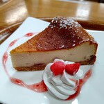 MJ BOOK CAFE　ｂｙ Mi Cafeto - ストロベリーチーズケーキ
