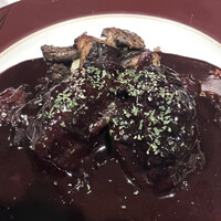 コントワール ミサゴ - 和牛ホホ肉のトロトロ赤ワイン煮込み