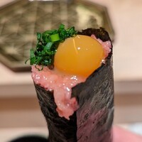 鮨 若尊 - 本鮪の手巻き