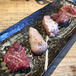 ニクアザブ - タンモト、せせらぎポークのシャトーブリアン、信玄鷄、ヒレ