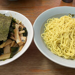 ラーメンショップ - ネギつけ麺大盛り+メンマ+わかめ+追いネギ