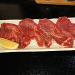 炭火焼肉 花翔 - 