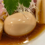 燃えよ麺助 - 味玉