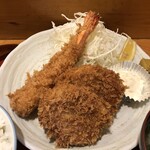 うなぎ とんかつ 濱亀 - エビ・ヒレカツアップ