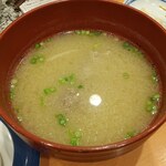 ひょうたんの回転寿司 - 鯵と鰮のつみれ汁￥？