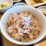 Yayoi Ken - ご飯はもち麦ご飯(おかわりは白飯で)