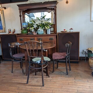 エイコン・カフェ_2