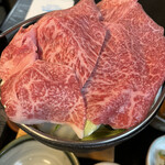 Yonezawa Gyuu Ooki Gyuunabe Ooki - 特上の肉❕