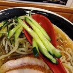 俺の中華たなか家 - 涼味❄満載なトッピング⤴️