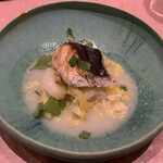 レフ アオキ - サワラのポワレ春キャベツとあさりのエチュベ