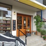 Bergfeld - お店入り口