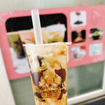 A'LITTLE - 紅茶タピオカミルクティー+仙草ゼリー　Lサイズ　550円税込