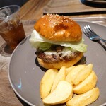 Hare Bare Burger - ハレバレバーガーセット（1640円）2023年5月