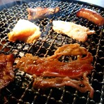 Nikuno Yoichi - お肉を焼いております。