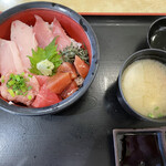 さかな大食堂渚 - 5色上まぐろ丼　1,600円