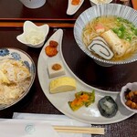 おばんざいカフェ ひらき昆布店 - 料理写真:氷見うどん御前