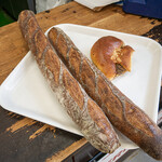 BOULANGERIE KEN - バゲット & アールグレイクリーンパン