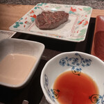 FRENCH TEPPAN 静香庵 - ◯ 料理長セレクトFRENCH TEPPAN 静香庵特選和牛
      茨城県産サーロインのステーキ