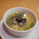 中国料理 琥珀 - 