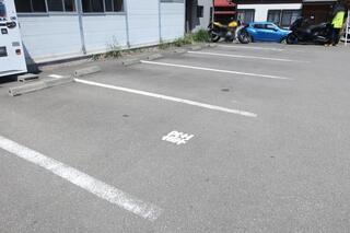 Miura Udon - 駐車場の一部