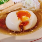 きりん食堂 - 味玉とろ～っ